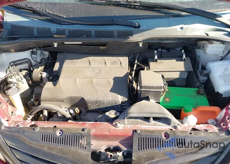 2012 Toyota Sienna Base V6 7 Passenger z USA, uszkodzony, nr VIN 5TDZK3DC0CS256616